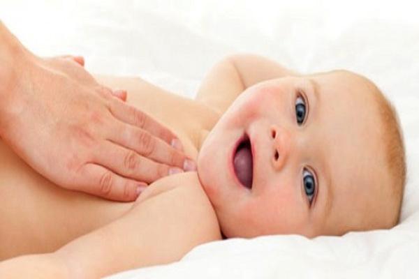 علت سرد بودن دست و پای نوزاد چیست؟