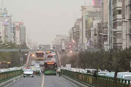 کیفیت هوای تهران برای گروه های حساس ناسالم است