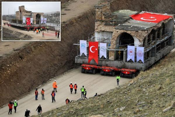تور ترکیه ارزان: انتقال مسجد 609 ساله در ترکیه به مکانی تازه