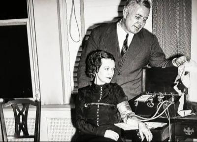 چگونه خالق زن شگفت انگیز پایه گذار نخستین شکل دروغ سنج شد: پیوند میان حقیقت، روان شناسی و طناب جادویی