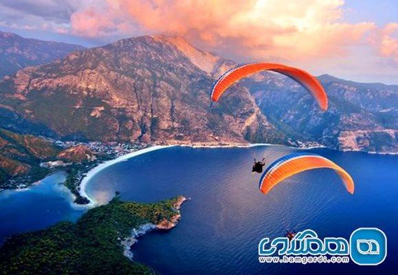 تور فتحیه آذرماه 1404 و کریسمس 2026: راز پرواز هیجان انگیز پاراگلایدر اولودنیز